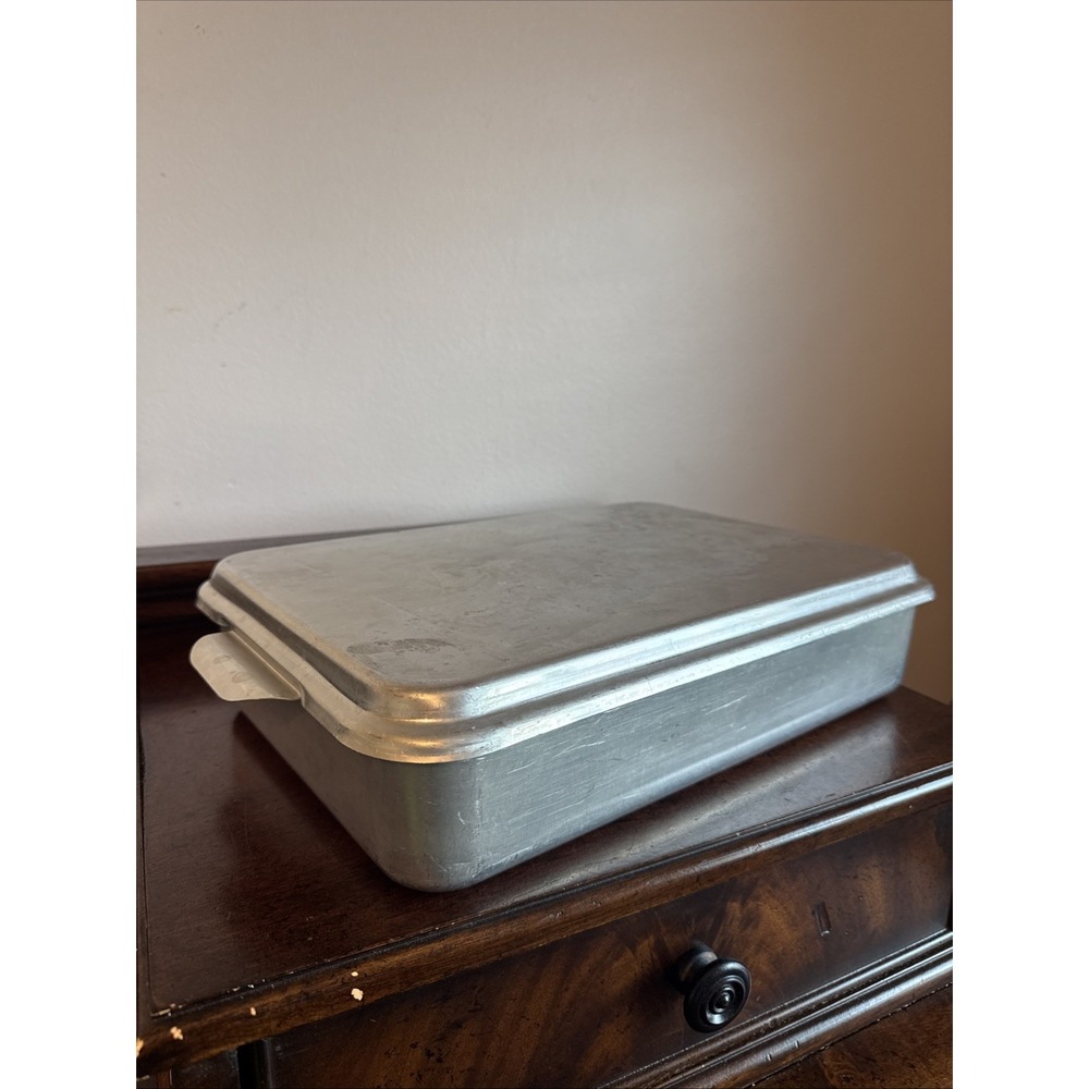 FOLEY Aluminum Rectangular Cake Pan With Snap On Lid VNTG